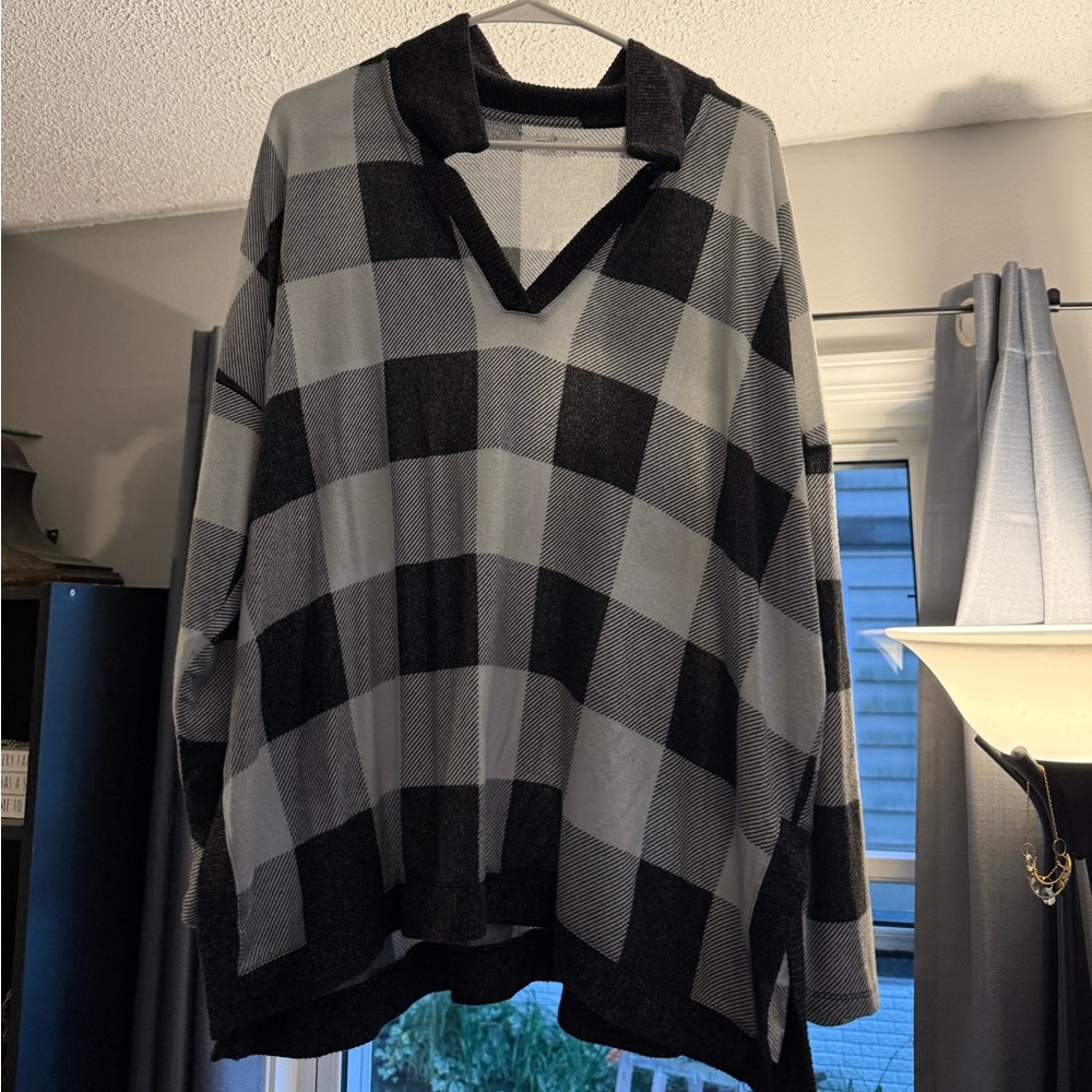 Maurices Black and Gray Knit Poncho